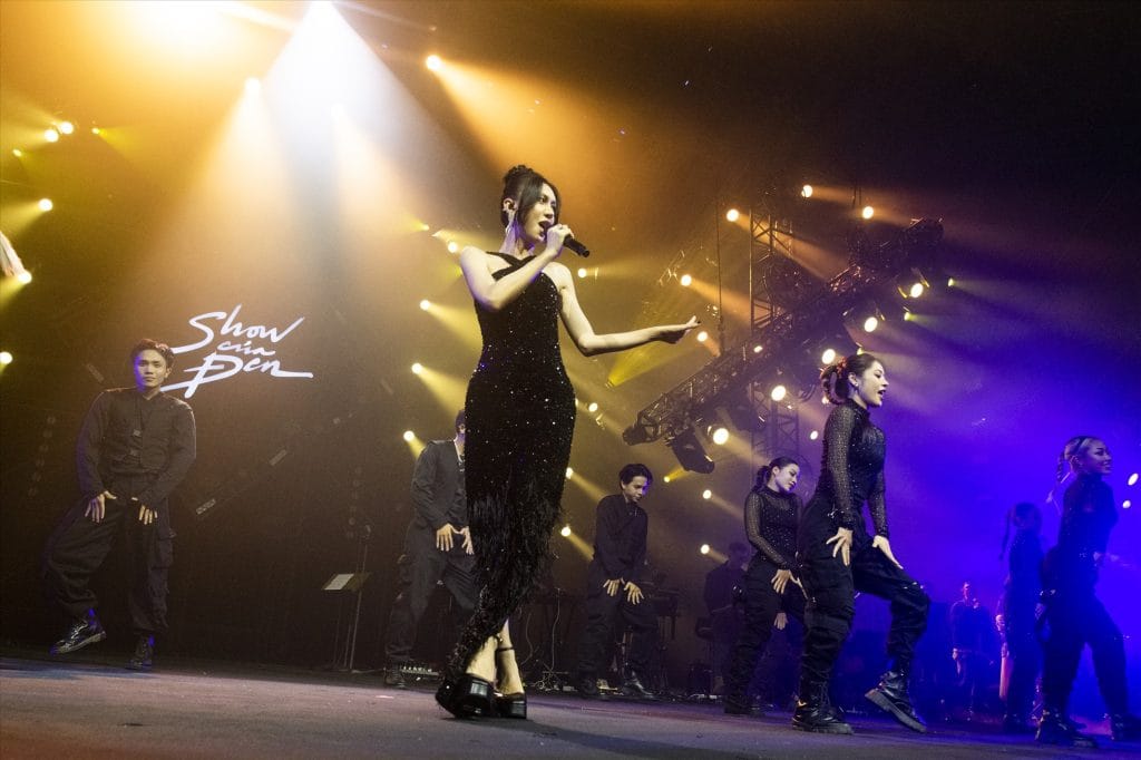 Chương trình truyền hình "Live Show"